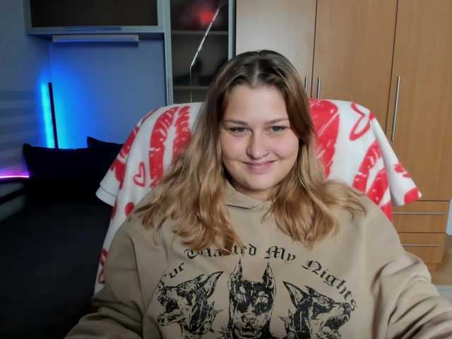 WhisperOfSiren live cam on BongaCams