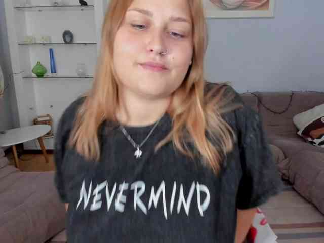 Whisper_Of_Sirena webcam