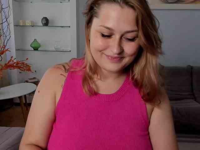 Whisper_Of_Sirena webcam
