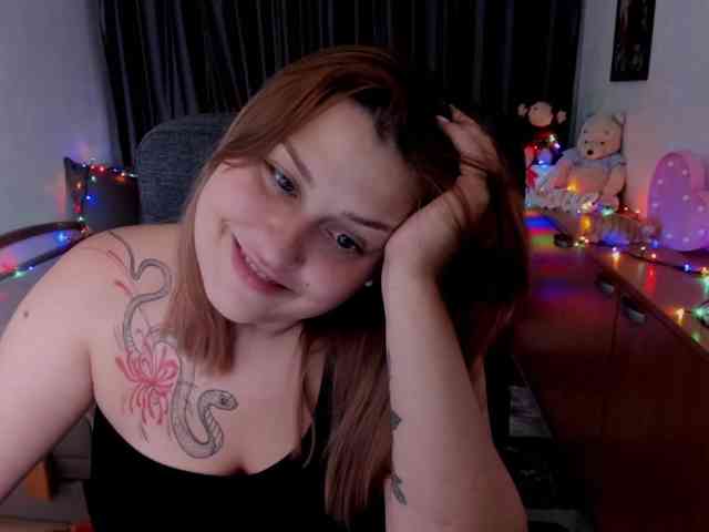 Whisper_Of_Sirena webcam