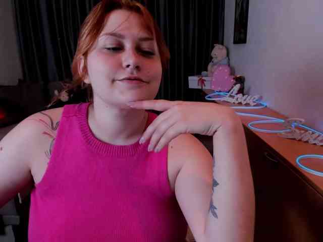 Whisper_Of_Sirena webcam