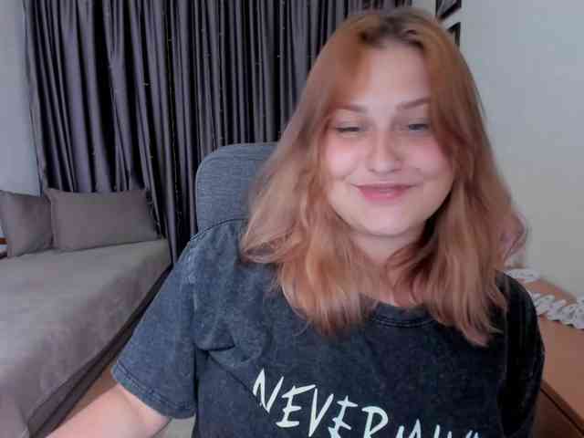 Whisper_Of_Sirena webcam