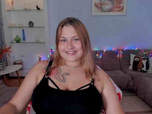 Whisper_Of_Sirena webcam