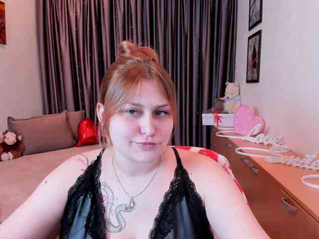 Whisper_Of_Sirena webcam