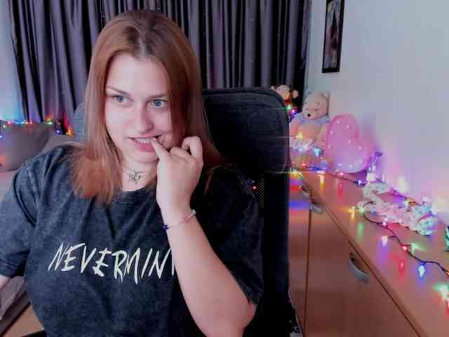 Whisper_Of_Sirena webcam