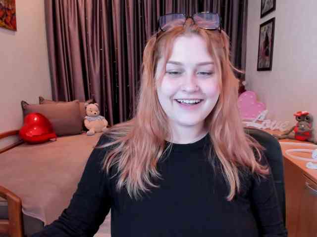 Whisper_Of_Sirena webcam