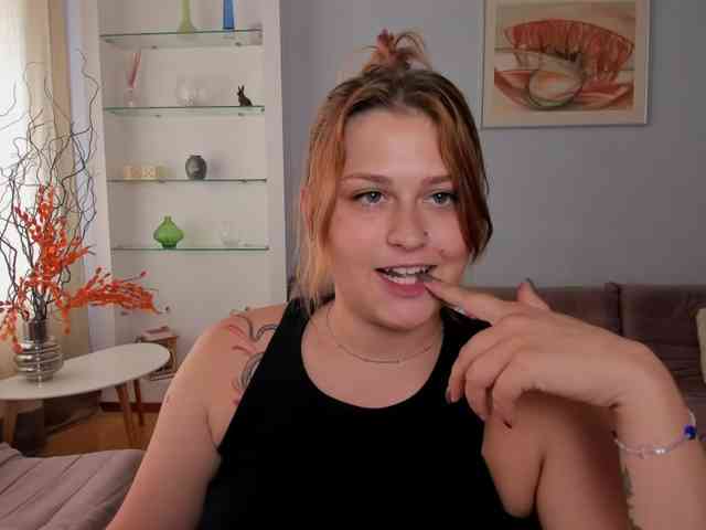 Whisper_Of_Sirena webcam