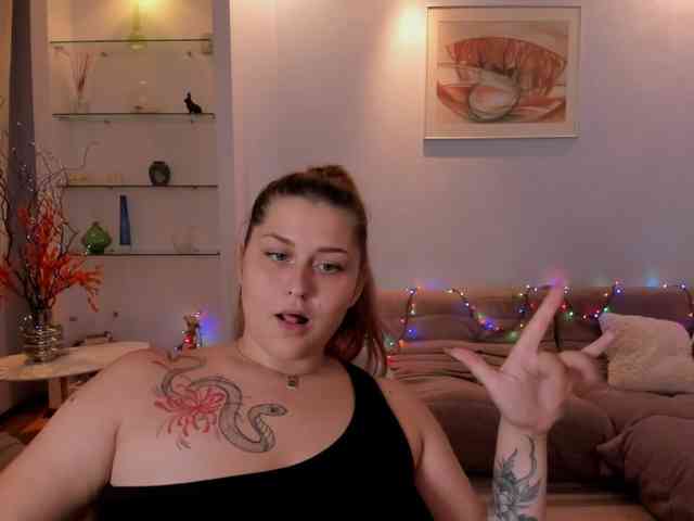 Whisper_Of_Sirena webcam