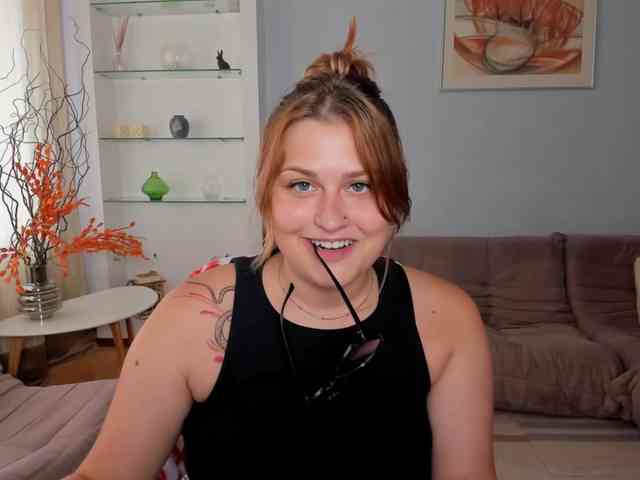 Whisper_Of_Sirena webcam