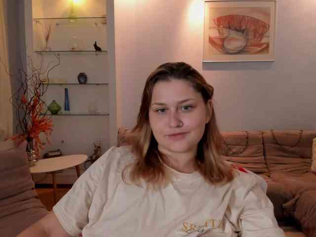 Whisper_Of_Sirena webcam