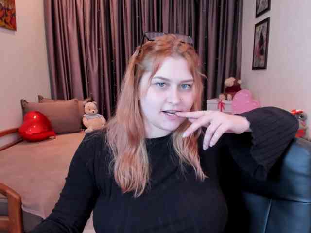 Whisper_Of_Sirena webcam