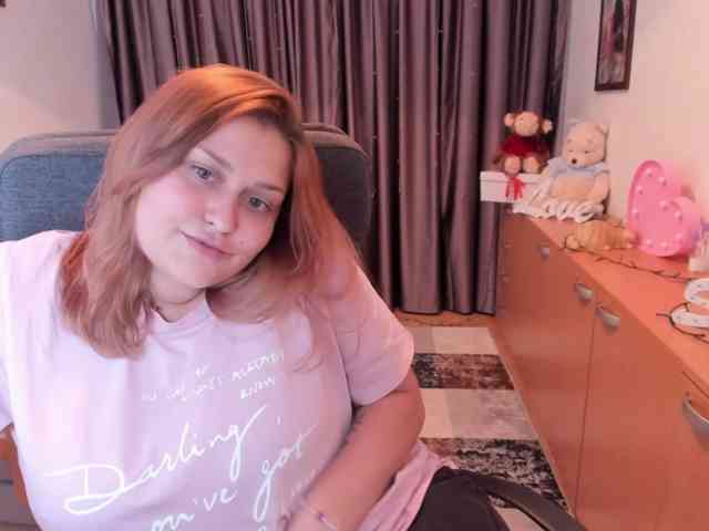 Whisper_Of_Sirena webcam