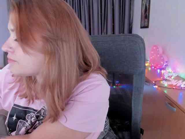 Whisper_Of_Sirena webcam