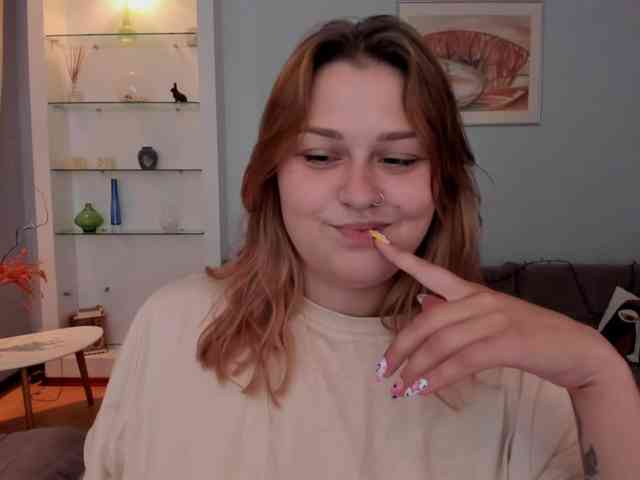Whisper_Of_Sirena webcam