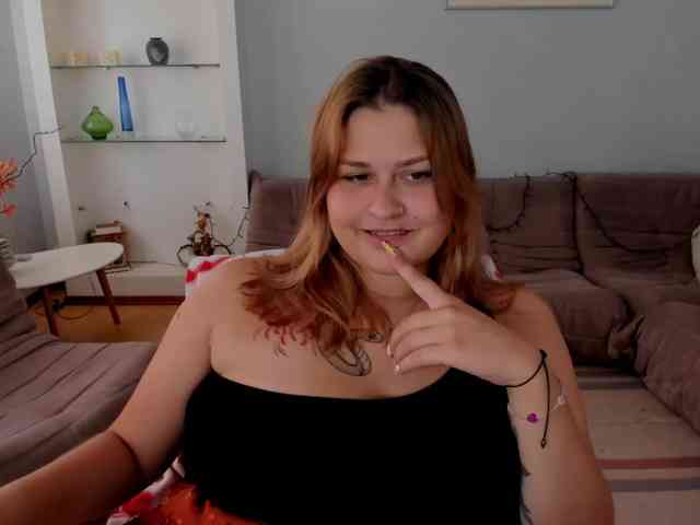 Whisper_Of_Sirena webcam