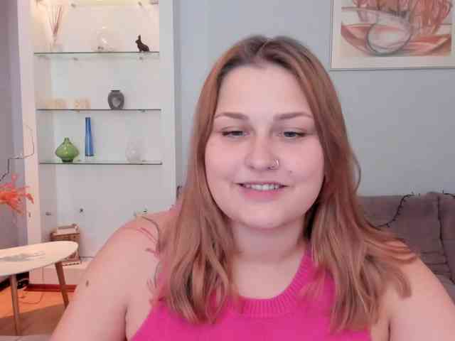 Whisper_Of_Sirena webcam
