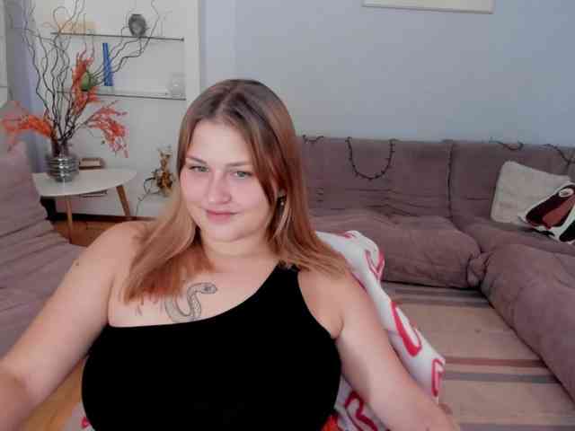 Whisper_Of_Sirena webcam
