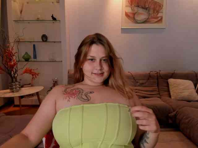 Whisper_Of_Sirena webcam