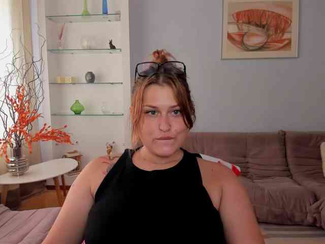 Whisper_Of_Sirena webcam