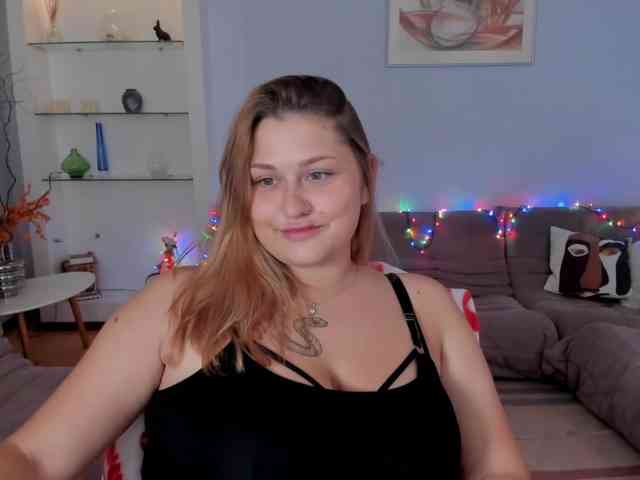 Whisper_Of_Sirena webcam