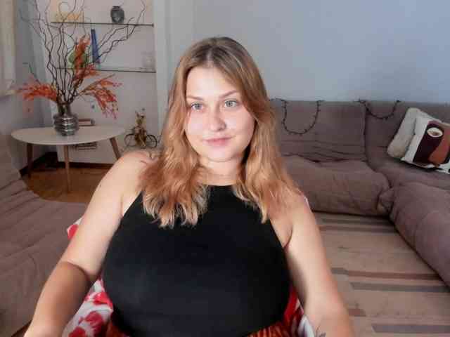 Whisper_Of_Sirena webcam