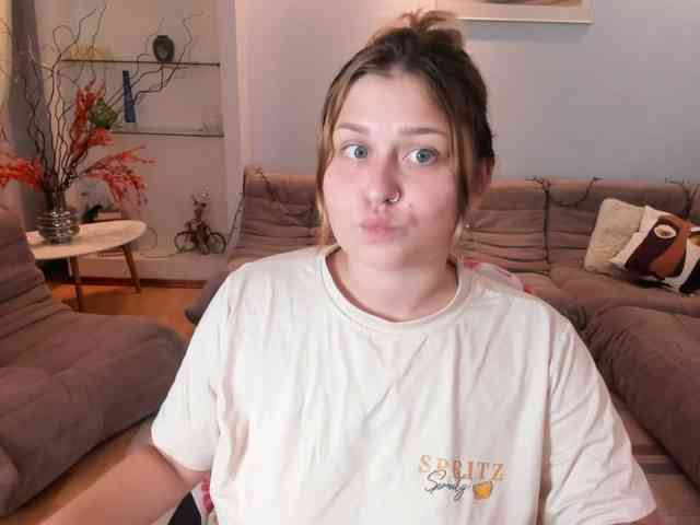 Whisper_Of_Sirena webcam