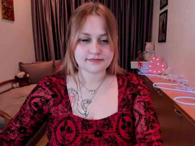 Whisper_Of_Sirena webcam