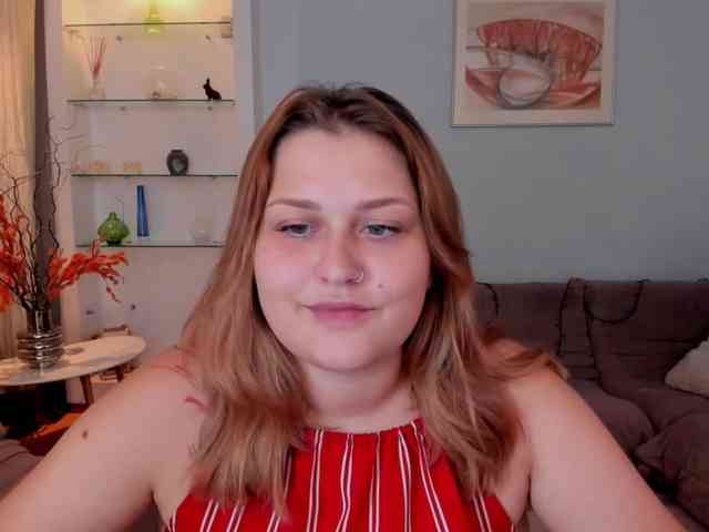 Whisper_Of_Sirena webcam