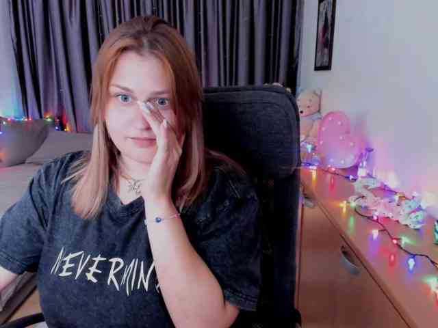 Whisper_Of_Sirena webcam