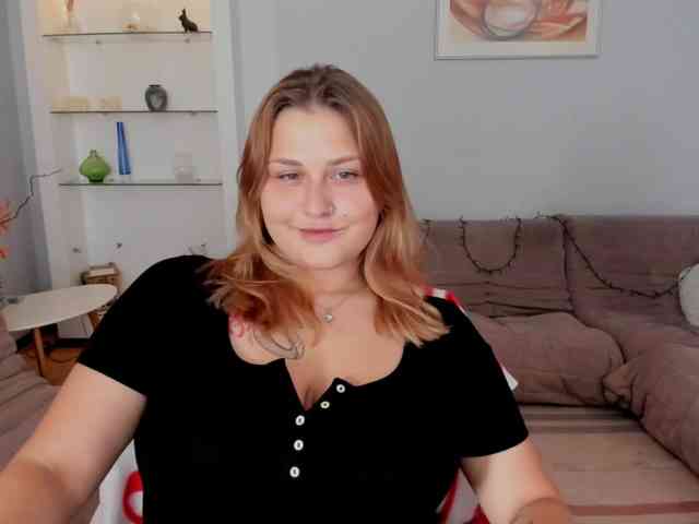 Whisper_Of_Sirena webcam