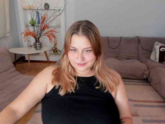 Whisper_Of_Sirena webcam
