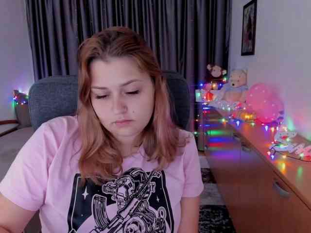Whisper_Of_Sirena webcam