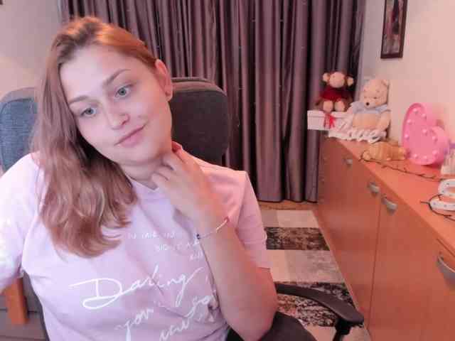Whisper_Of_Sirena webcam