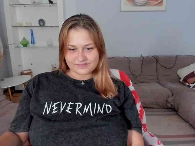 Whisper_Of_Sirena webcam