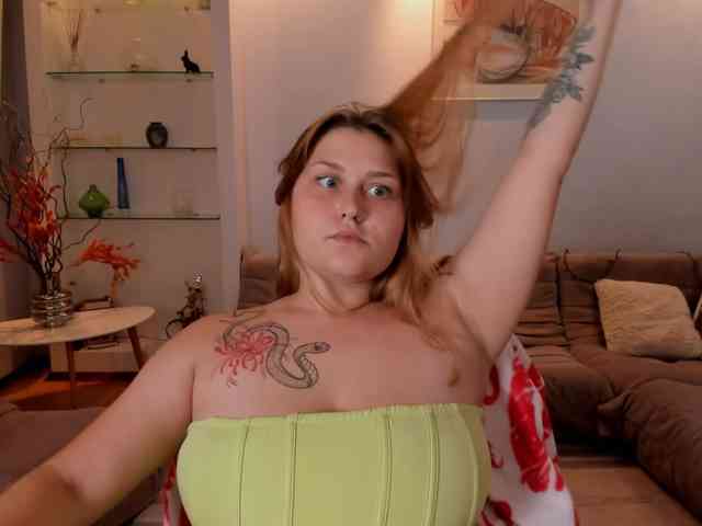 Whisper_Of_Sirena webcam
