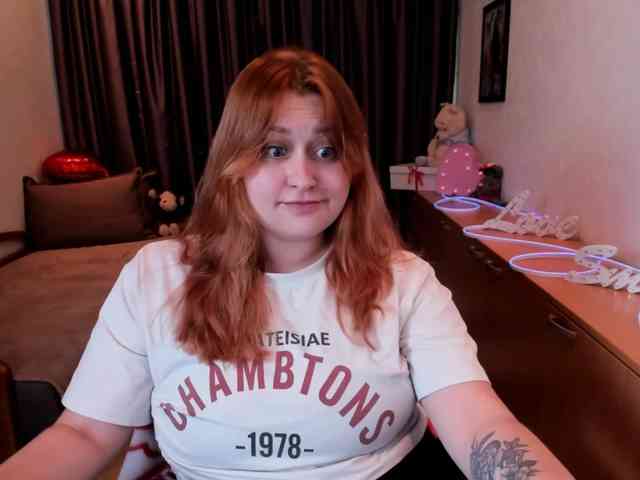 Whisper_Of_Sirena webcam