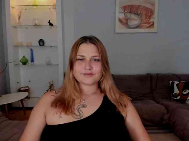 Whisper_Of_Sirena webcam