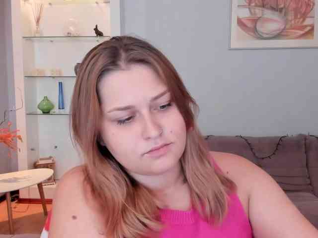 Whisper_Of_Sirena webcam