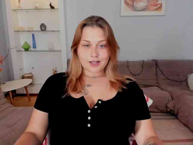Whisper_Of_Sirena webcam