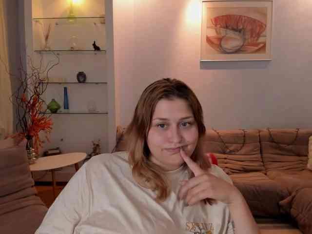Whisper_Of_Sirena webcam