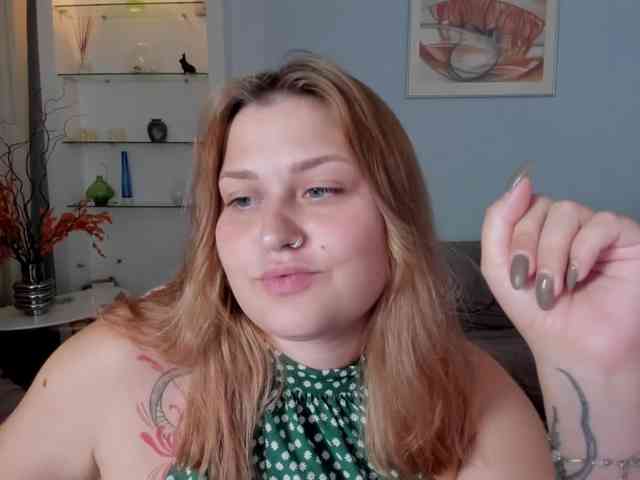 Whisper_Of_Sirena webcam