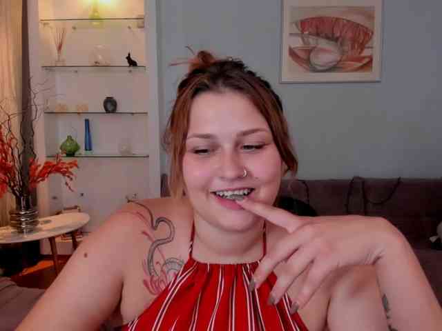 Whisper_Of_Sirena webcam