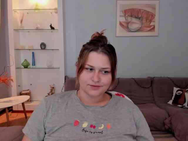 Whisper_Of_Sirena webcam