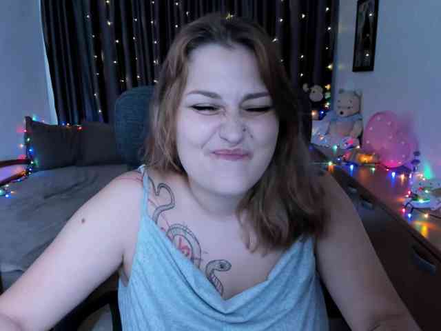Whisper_Of_Sirena webcam