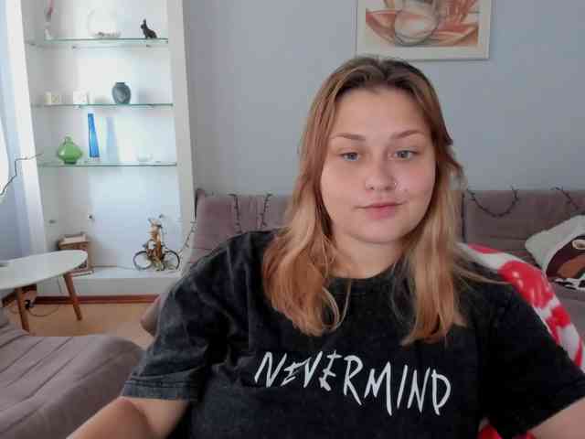 Whisper_Of_Sirena webcam