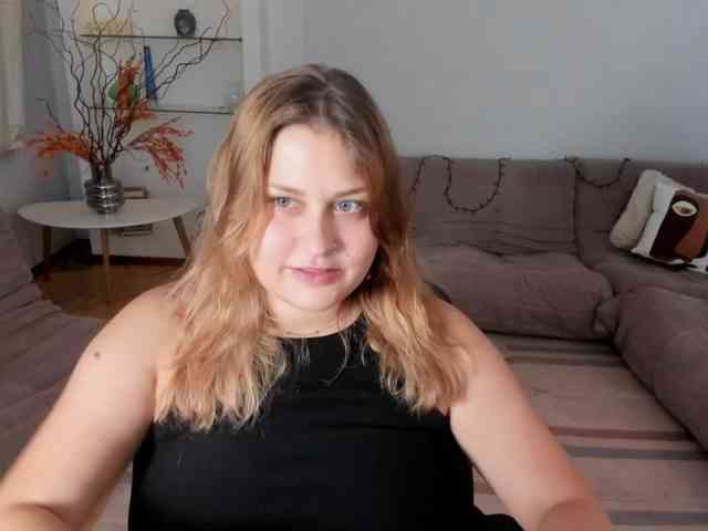 Whisper_Of_Sirena webcam