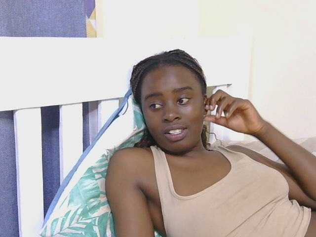 SweetTarrif live cam on BongaCams