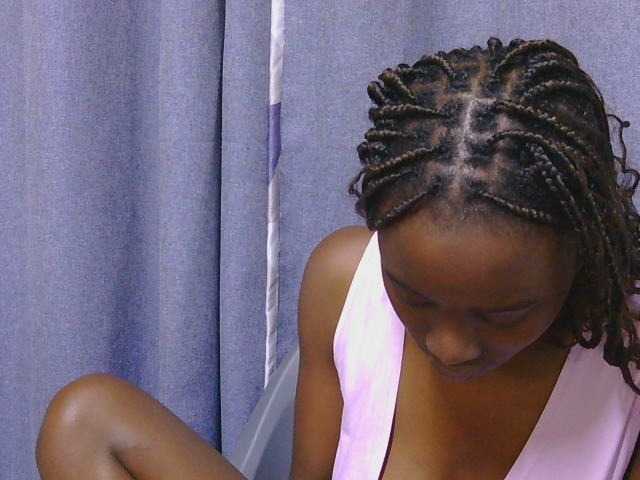 SweetTarrif live cam on BongaCams