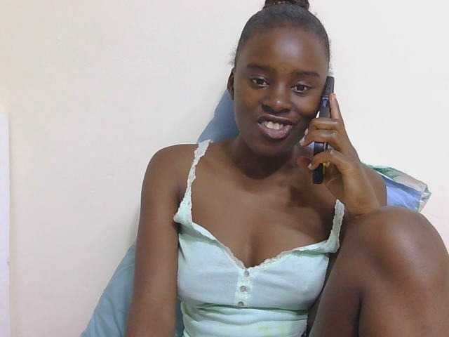 SweetTarrif live cam on BongaCams