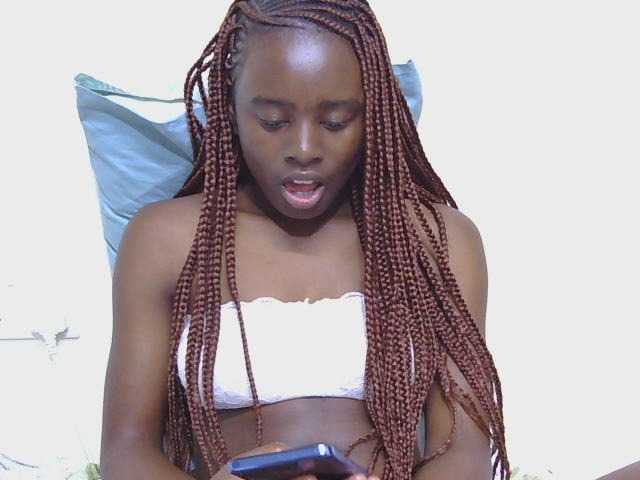 SweetTarrif live cam on BongaCams